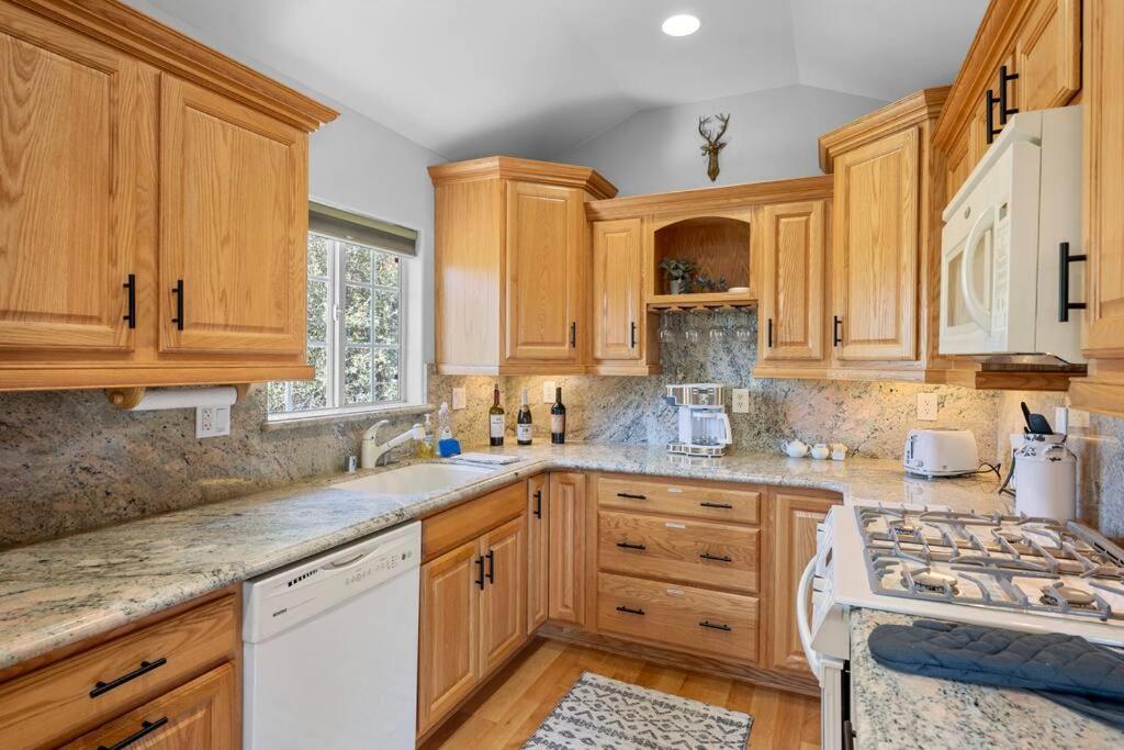 Cozy Cabin Perfect For 2 Families Lac Big Bear Extérieur photo